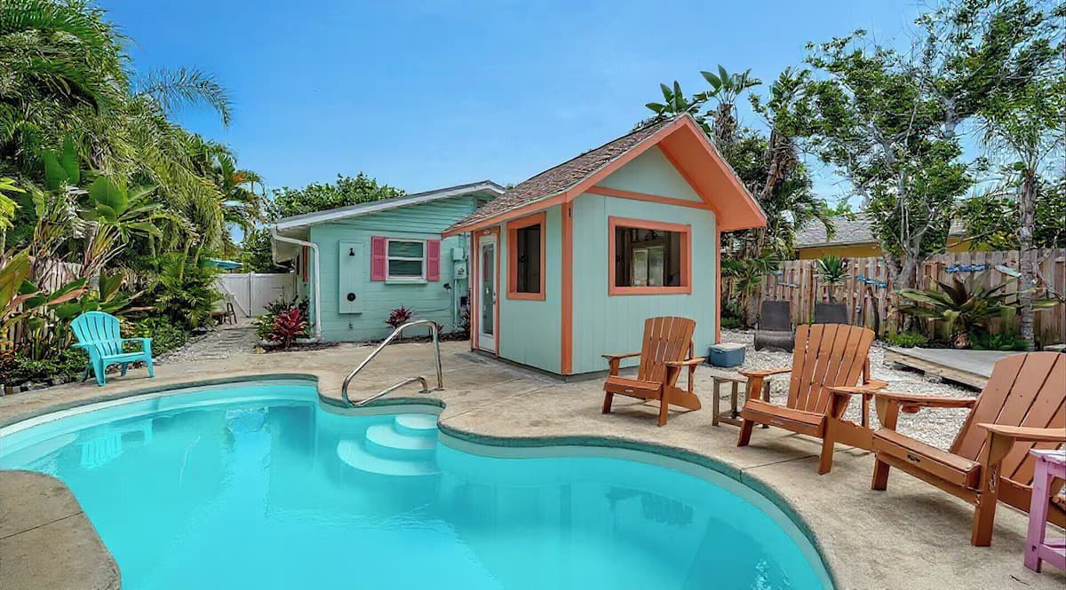 Sandbox Beach House backyard